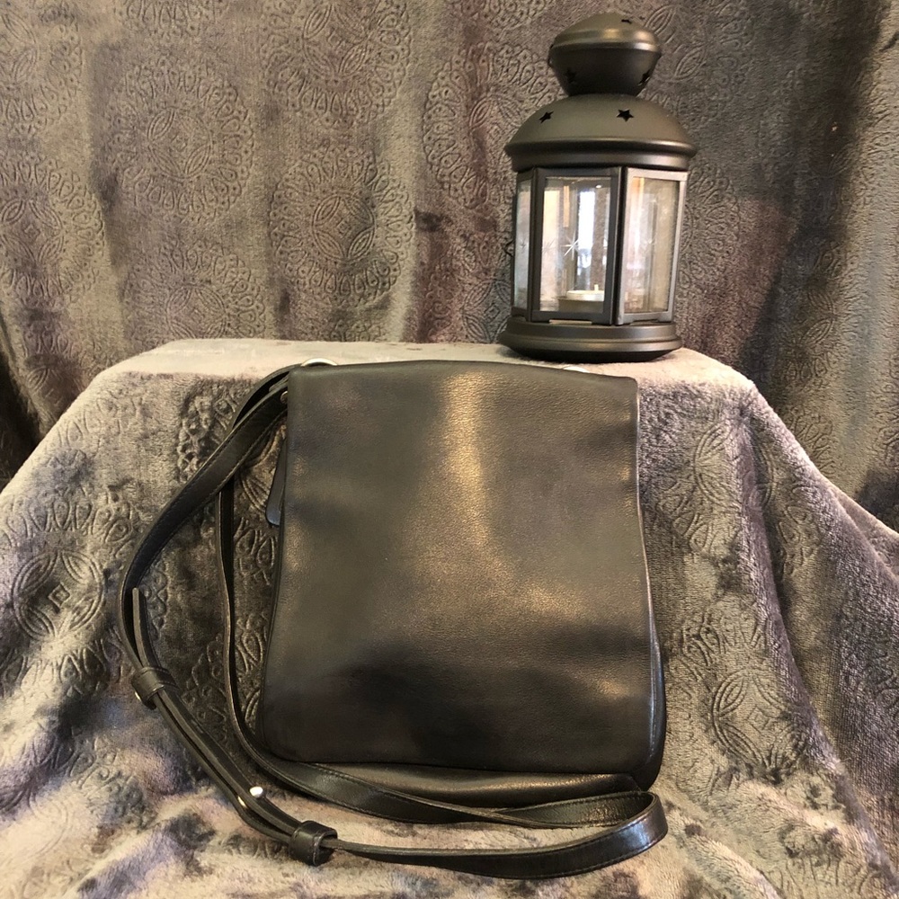 Coach - Black Leather Crossbody